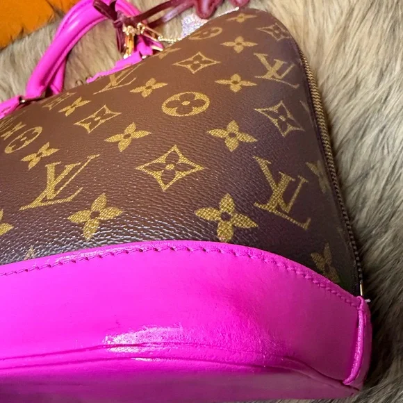 Louis Vuitton Brown Monogram Alma - Picture 14 of 16